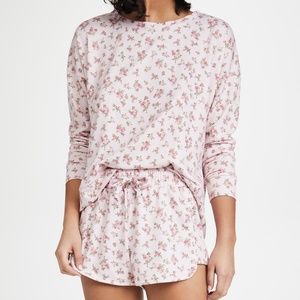 NWT Onzie *SET* Floral Sweatshirt & Shorts